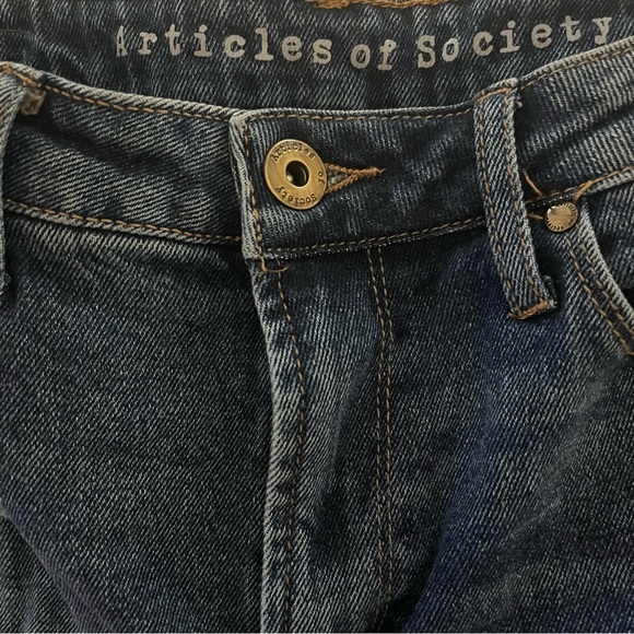 Articles of Society Dark Wash Distressed Shorts Size 26 - Picture 4 of 5